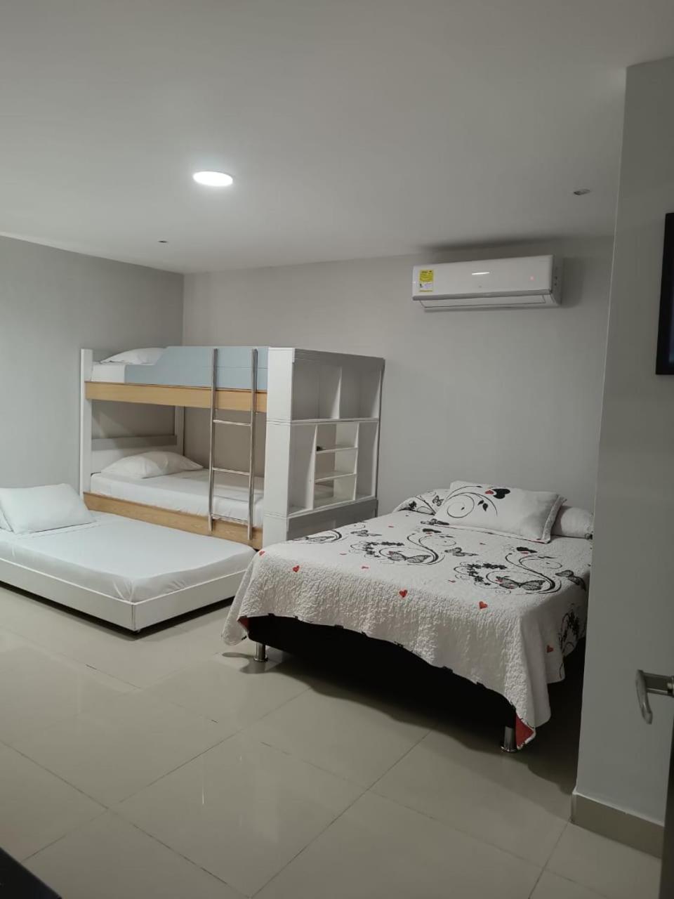 Hotel Prado 53 Barranquilla  Kültér fotó